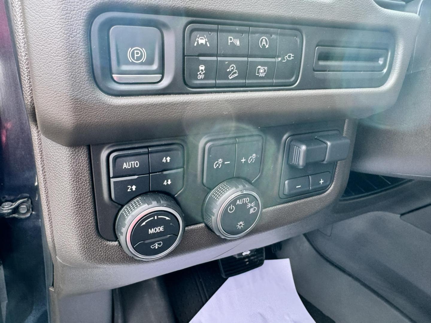 2022 Ash Grey /Tan Chevrolet Tahoe Z71 (1GNSKPKL2NR) with an 6.2L V8 OHV 16V engine, 10A transmission, located at 116 5th Avenue South, Lewistown, MT, 59457, 47.063877, -109.427879 - Big, bold, and built to go beyond the pavement—this 2022 Chevrolet Tahoe Z71 4WD with the Off-Road Capability and Off-Road Performance Packages is the full-size SUV that does it all. Powered by a strong V8 engine, it delivers the kind of performance and towing capability you expect, with the added - Photo#18