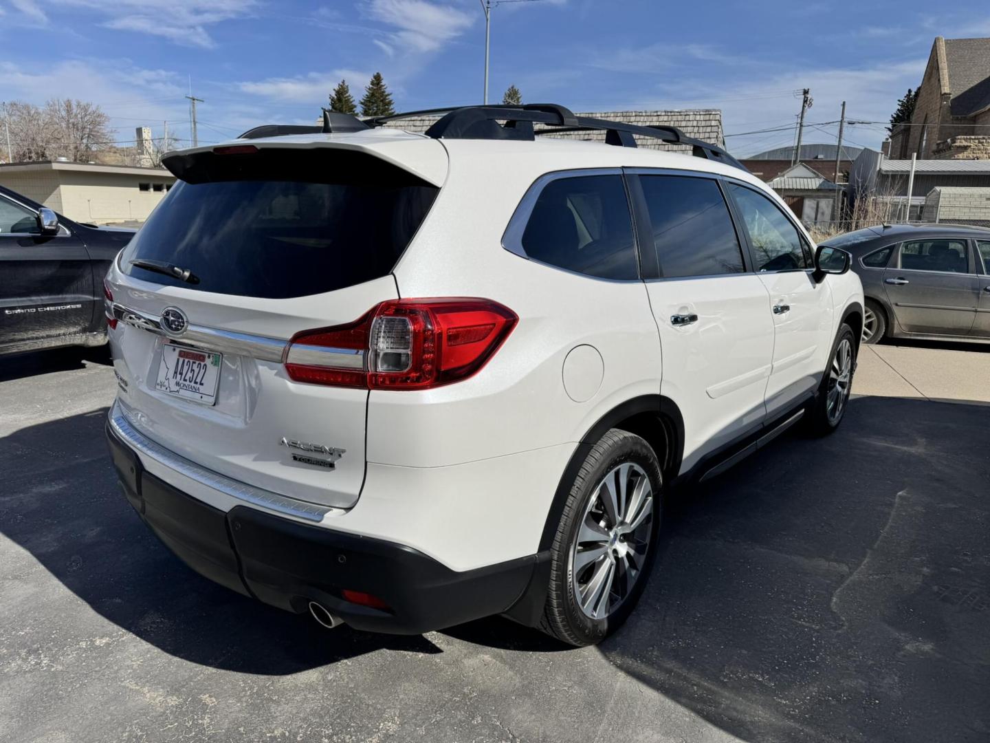 2022 WHITE /Brown Subaru Ascent Touring (4S4WMARD4N3) with an 2.4L L4 DOHC 16V engine, CVT transmission, located at 116 5th Avenue South, Lewistown, MT, 59457, 47.063877, -109.427879 - Photo#1
