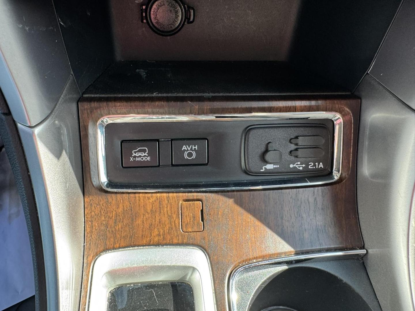 2022 WHITE /Brown Subaru Ascent Touring (4S4WMARD4N3) with an 2.4L L4 DOHC 16V engine, CVT transmission, located at 116 5th Avenue South, Lewistown, MT, 59457, 47.063877, -109.427879 - Photo#24