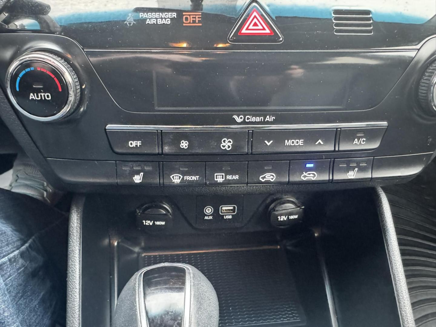 2017 Blue /Black Hyundai Tucson SE w/Preferred Package AWD (KM8J3CA43HU) with an 2.0L L4 DOHC 16V engine, 6A transmission, located at 116 5th Avenue South, Lewistown, MT, 59457, 47.063877, -109.427879 - Photo#19