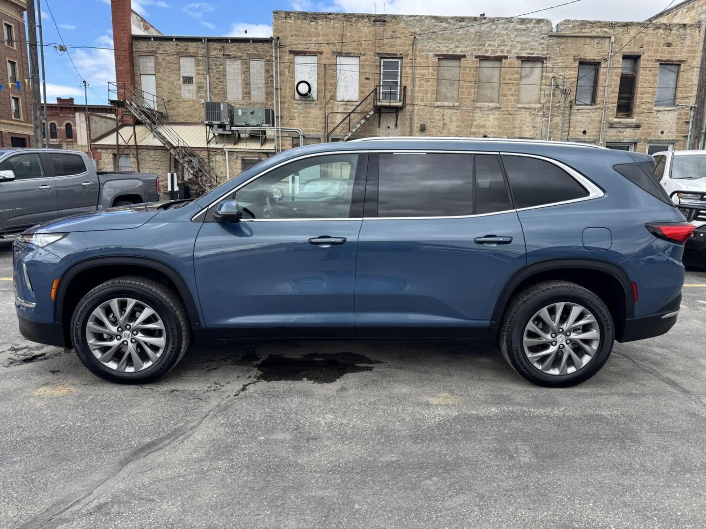 2025 Blue /Black Buick Enclave Preferred AWD (5GAEVARS7SJ) with an 2.5L L4 DOHC 16V TURBO engine, 9A transmission, located at 116 5th Avenue South, Lewistown, MT, 59457, 47.063877, -109.427879 - The completely redesigned 2025 Buick Enclave Preferred AWD delivers the perfect mix of space, comfort, and modern technology in a sleek, upscale package. Powered by a smooth and efficient turbocharged engine paired with a refined automatic transmission, this all-wheel-drive SUV is built to handle Mo - Photo#5