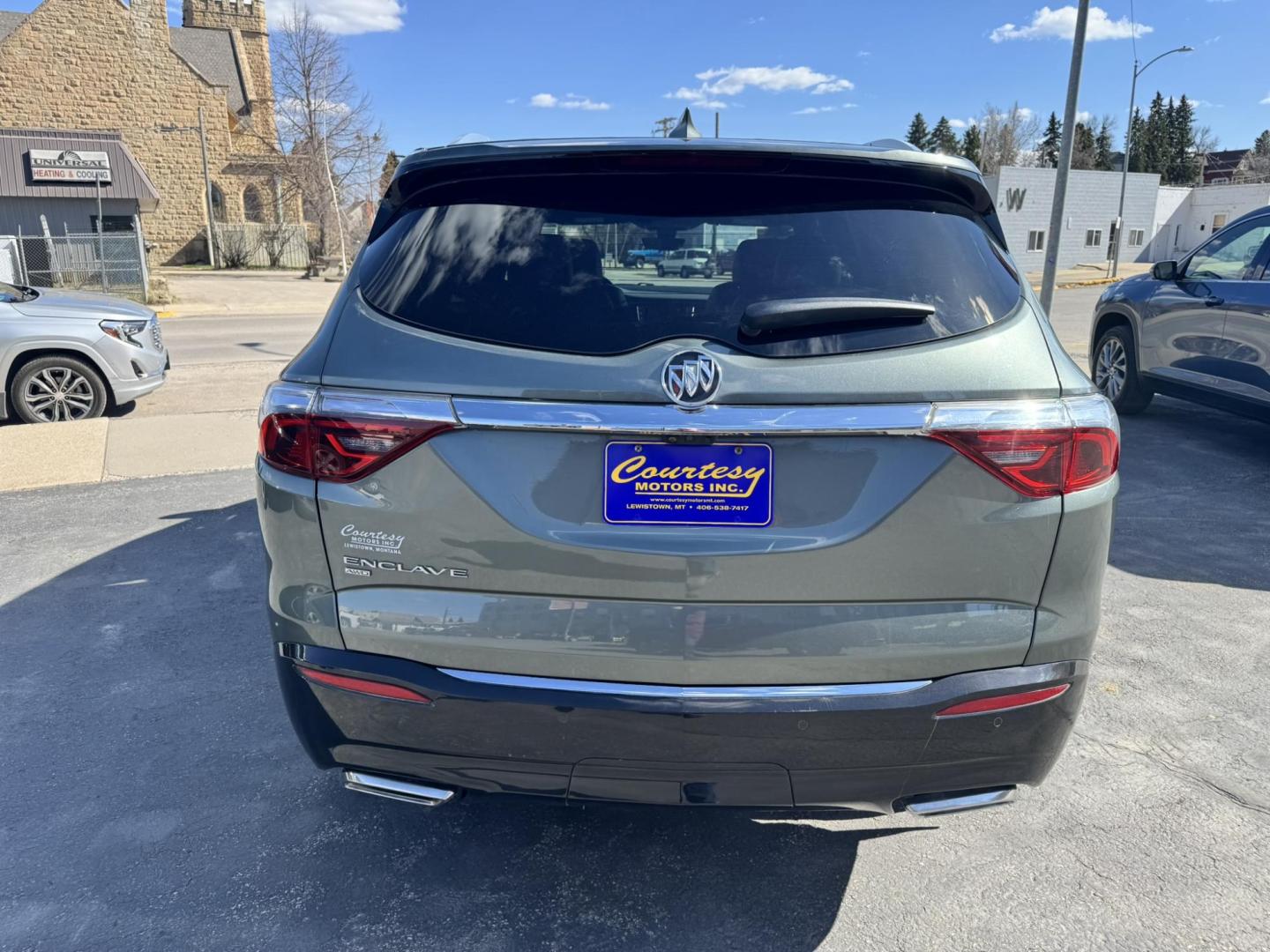 2022 Green /Grey Buick Enclave Essence AWD (5GAEVAKW1NJ) with an 3.6L V6 DOHC 24V engine, 9A transmission, located at 116 5th Avenue South, Lewistown, MT, 59457, 47.063877, -109.427879 - Experience smooth, refined driving in this 2022 Buick Enclave Essence AWD. Powered by a proven 3.6L V6 engine, this SUV delivers strong performance with the confidence of all-wheel drive, making it a great fit for Montana roads year-round. Inside, the Enclave shines with a quiet, upscale cabin feat - Photo#3