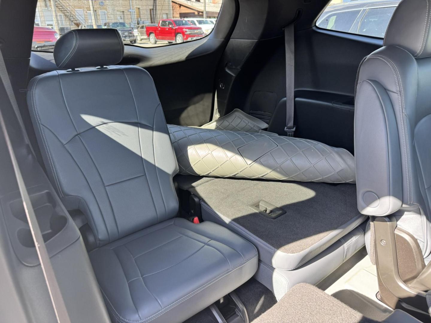 2022 Green /Grey Buick Enclave Essence AWD (5GAEVAKW1NJ) with an 3.6L V6 DOHC 24V engine, 9A transmission, located at 116 5th Avenue South, Lewistown, MT, 59457, 47.063877, -109.427879 - Experience smooth, refined driving in this 2022 Buick Enclave Essence AWD. Powered by a proven 3.6L V6 engine, this SUV delivers strong performance with the confidence of all-wheel drive, making it a great fit for Montana roads year-round. Inside, the Enclave shines with a quiet, upscale cabin feat - Photo#10