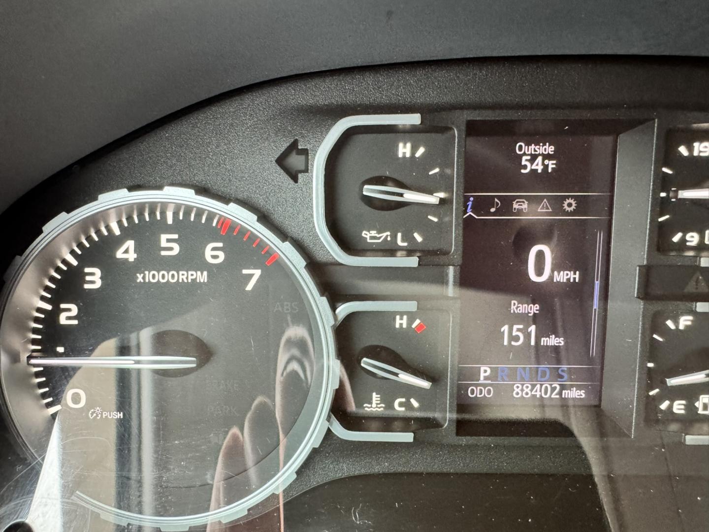 2019 Tan /Grey Toyota Tundra SR5 5.7L V8 CrewMax 4WD (5TFDY5F10KX) with an 5.7L V8 DOHC 32V engine, 6A transmission, located at 116 5th Avenue South, Lewistown, MT, 59457, 47.063877, -109.427879 - Built to work hard and engineered to last, this 2019 Toyota Tundra SR5 CrewMax 4WD is ready for whatever comes your way. Powered by Toyota's legendary 5.7L i-Force V8, this full-size pickup delivers strong towing capability, dependable performance, and the durability that has made the Tundra a favor- Photo#17
