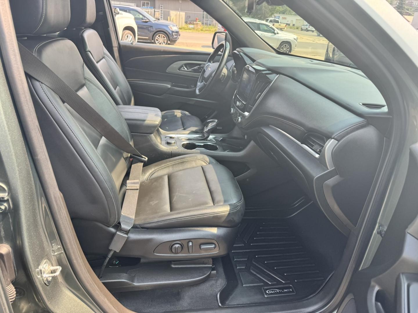 2023 Grey /Black Chevrolet Traverse LT Feather AWD (1GNEVHKW2PJ) with an 3.6L V6 DOHC 24V engine, 9A transmission, located at 116 5th Avenue South, Lewistown, MT, 59457, 47.063877, -109.427879 - Need room for the whole family without sacrificing comfort or capability? Check out this 2023 Chevrolet Traverse LT AWD with leather! This GM lease return has been well cared for and offers the peace of mind of a late-model SUV packed with the features today's drivers want. Inside you'll find premi- Photo#7