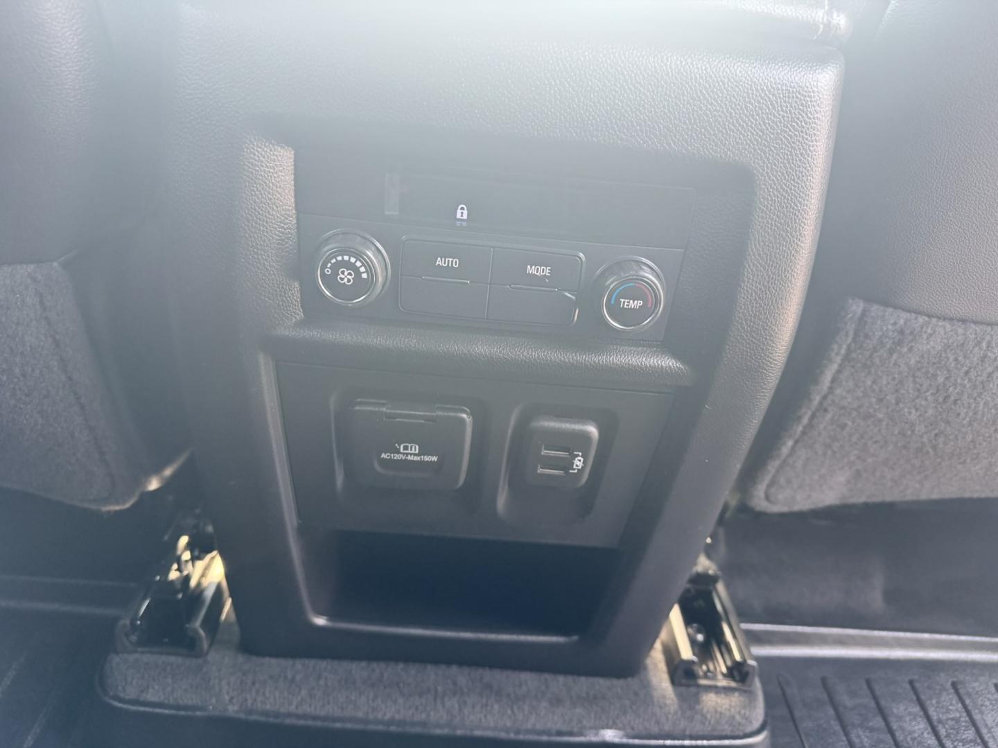 2023 Grey /Black Chevrolet Traverse LT Feather AWD (1GNEVHKW2PJ) with an 3.6L V6 DOHC 24V engine, 9A transmission, located at 116 5th Avenue South, Lewistown, MT, 59457, 47.063877, -109.427879 - Need room for the whole family without sacrificing comfort or capability? Check out this 2023 Chevrolet Traverse LT AWD with leather! This GM lease return has been well cared for and offers the peace of mind of a late-model SUV packed with the features today's drivers want. Inside you'll find premi- Photo#9
