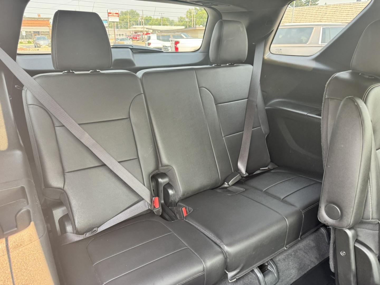 2023 Grey /Black Chevrolet Traverse LT Feather AWD (1GNEVHKW2PJ) with an 3.6L V6 DOHC 24V engine, 9A transmission, located at 116 5th Avenue South, Lewistown, MT, 59457, 47.063877, -109.427879 - Need room for the whole family without sacrificing comfort or capability? Check out this 2023 Chevrolet Traverse LT AWD with leather! This GM lease return has been well cared for and offers the peace of mind of a late-model SUV packed with the features today's drivers want. Inside you'll find premi- Photo#10