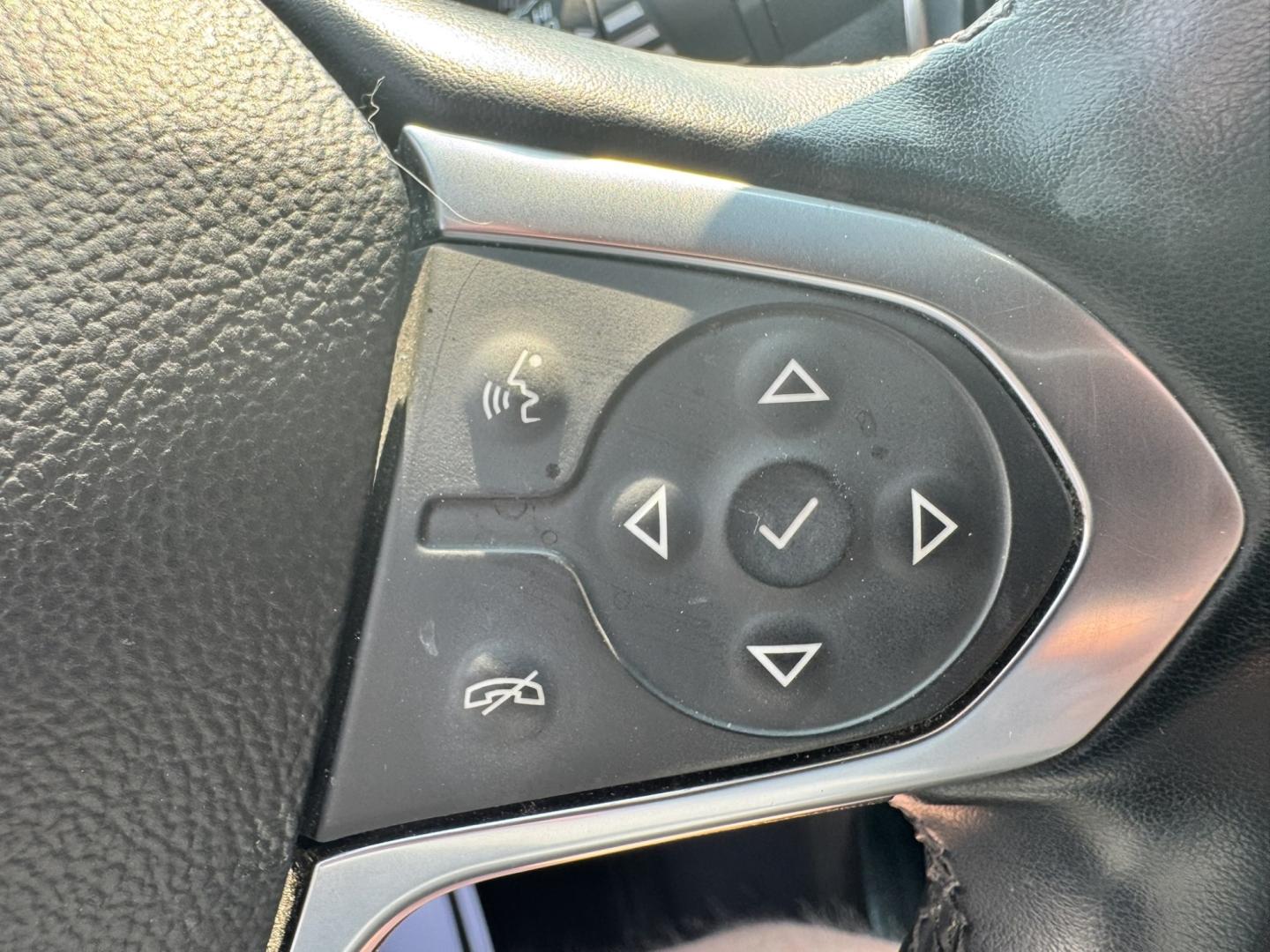 2023 Grey /Black Chevrolet Traverse LT Feather AWD (1GNEVHKW2PJ) with an 3.6L V6 DOHC 24V engine, 9A transmission, located at 116 5th Avenue South, Lewistown, MT, 59457, 47.063877, -109.427879 - Need room for the whole family without sacrificing comfort or capability? Check out this 2023 Chevrolet Traverse LT AWD with leather! This GM lease return has been well cared for and offers the peace of mind of a late-model SUV packed with the features today's drivers want. Inside you'll find premi- Photo#19