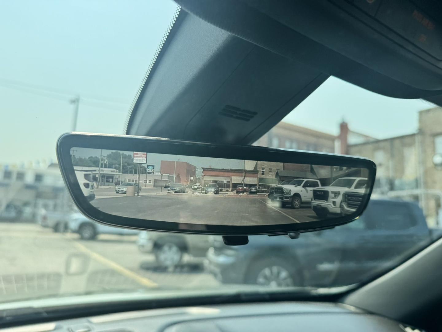 2023 Grey /Black Chevrolet Traverse LT Feather AWD (1GNEVHKW2PJ) with an 3.6L V6 DOHC 24V engine, 9A transmission, located at 116 5th Avenue South, Lewistown, MT, 59457, 47.063877, -109.427879 - Need room for the whole family without sacrificing comfort or capability? Check out this 2023 Chevrolet Traverse LT AWD with leather! This GM lease return has been well cared for and offers the peace of mind of a late-model SUV packed with the features today's drivers want. Inside you'll find premi- Photo#24
