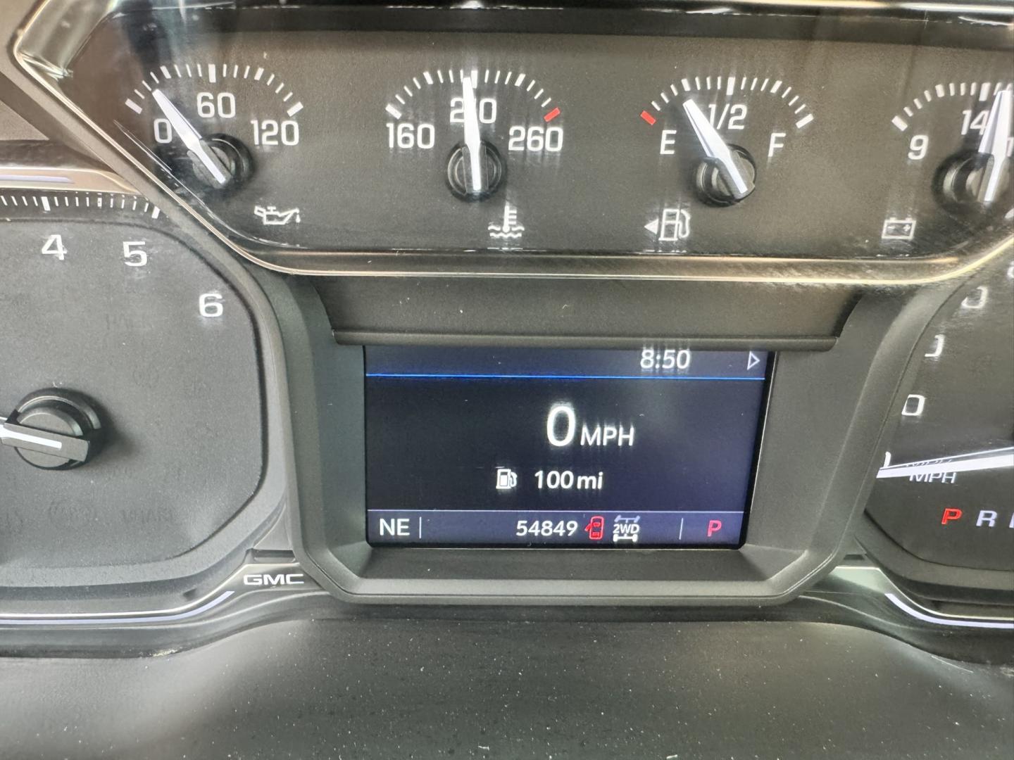 2020 WHITE /Gray GMC Sierra 1500 Elevation Crew Cab Short Box 4WD (1GTU9CET4LZ) with an 3.0L L6 DOHC 24V DIESEL engine, 6A transmission, located at 116 5th Avenue South, Lewistown, MT, 59457, 47.063877, -109.427879 - Looking for a truck that delivers impressive fuel economy without giving up power? Check out this 2020 GMC Sierra 1500 Crew Cab Elevation 4WD with the legendary 3.0L Duramax Turbo-Diesel! Combining bold styling, modern technology, and diesel efficiency, this Sierra is ready for work during the week- Photo#15