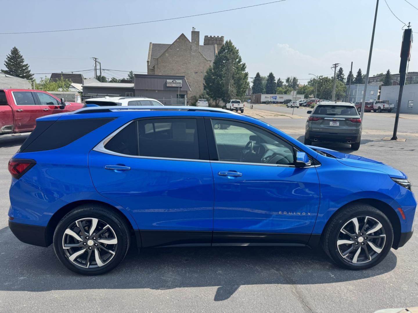 2024 Blue /Black Chevrolet Equinox Premier AWD (3GNAXXEG8RL) with an 1.5L L4 DOHC 16V TURBO engine, 6A transmission, located at 116 5th Avenue South, Lewistown, MT, 59457, 47.063877, -109.427879 - Looking for a like-new SUV with all the latest technology, premium comfort, and all-weather confidence? This 2024 Chevrolet Equinox Premier AWD checks all the boxes! Powered by a fuel-efficient 1.5L turbocharged engine and equipped with All-Wheel Drive, this Equinox delivers a smooth, confident rid- Photo#1