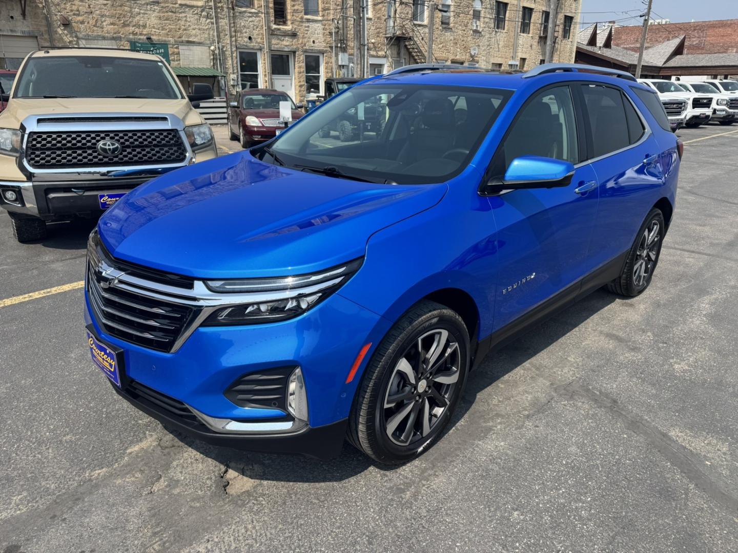 2024 Blue /Black Chevrolet Equinox Premier AWD (3GNAXXEG8RL) with an 1.5L L4 DOHC 16V TURBO engine, 6A transmission, located at 116 5th Avenue South, Lewistown, MT, 59457, 47.063877, -109.427879 - Looking for a like-new SUV with all the latest technology, premium comfort, and all-weather confidence? This 2024 Chevrolet Equinox Premier AWD checks all the boxes! Powered by a fuel-efficient 1.5L turbocharged engine and equipped with All-Wheel Drive, this Equinox delivers a smooth, confident rid- Photo#6