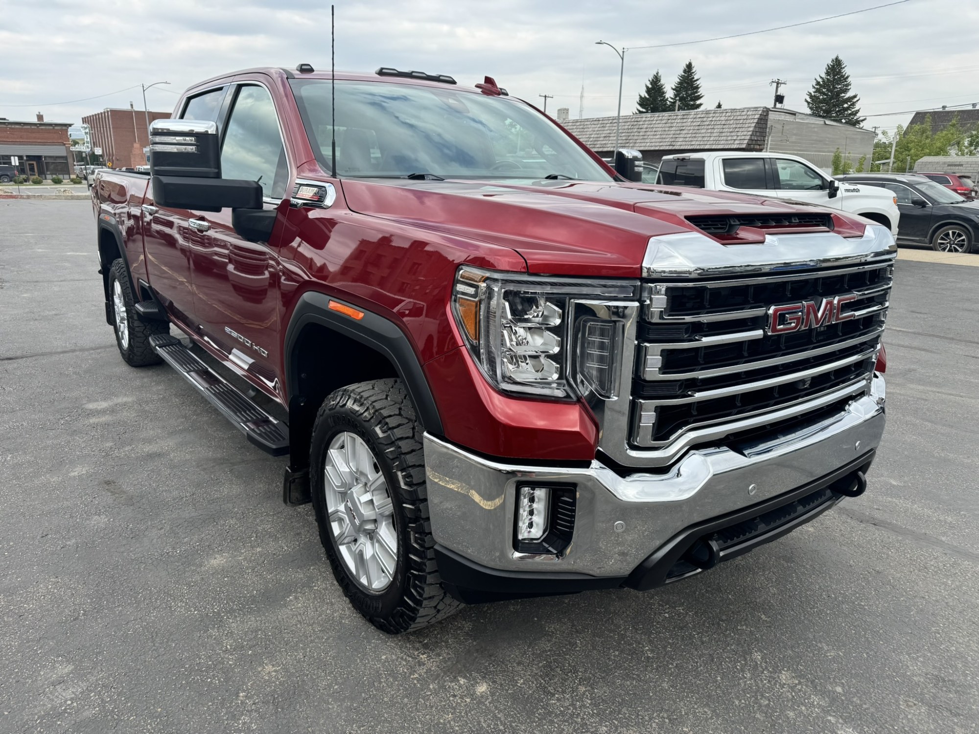 photo of 2023 GMC Sierra 2500HD SLT Crew Cab 2WD