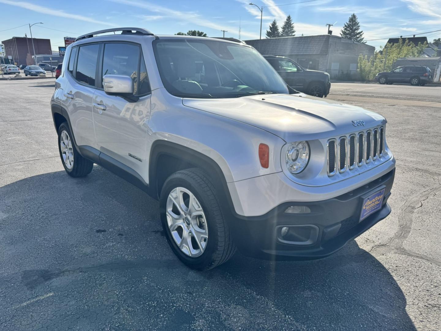2017 SILVER /Grey Jeep Renegade Limited 4WD (ZACCJBDB9HP) with an 2.4L L4 DOHC 16V engine, 9A transmission, located at 116 5th Avenue South, Lewistown, MT, 59457, 47.063877, -109.427879- Photo#1