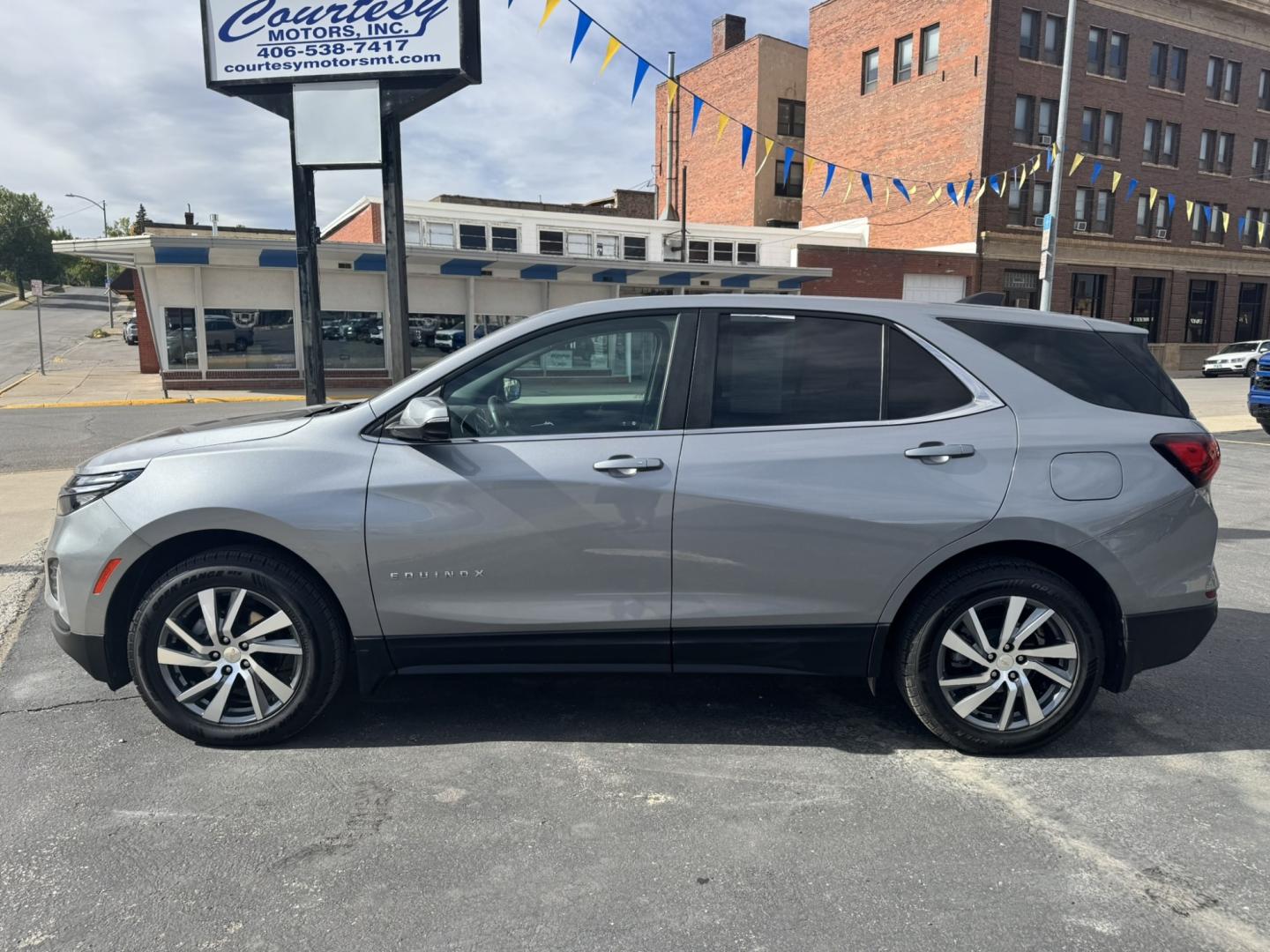 2024 Grey /Black Chevrolet Equinox LT AWD (3GNAXUEG1RL) with an 1.5L L4 DOHC 16V TURBO engine, 6A transmission, located at 116 5th Avenue South, Lewistown, MT, 59457, 47.063877, -109.427879 - This 2024 Chevrolet Equinox LT AWD is a great combination of comfort, capability and technology, with an impressive list of options and the added confidence of all-wheel drive. Under the hood is Chevrolet's proven 1.5L Turbocharged 4-cylinder producing 175 horsepower and 203 lb-ft of torque, paired- Photo#5