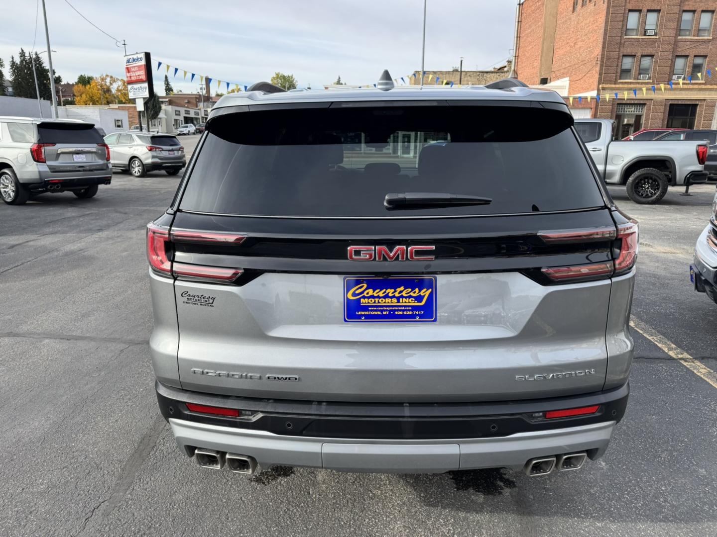 2026 Grey /Grey GMC Acadia Elevation (1GKENNKS4TJ) with an 2.5L L4 DOHC 16V engine, 9A transmission, located at 116 5th Avenue South, Lewistown, MT, 59457, 47.063877, -109.427879 - 2026 GMC Acadia Elevation AWD — a great-looking midsize SUV that gives you the perfect combination of style, comfort, technology and all-weather capability. The Acadia has been completely redesigned with a bold, upscale look and a spacious interior that makes it equally comfortable for daily drivi- Photo#3