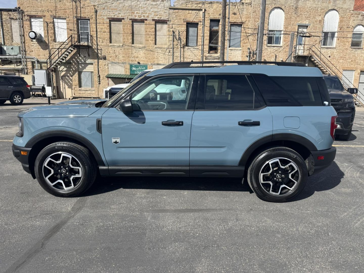 2021 Blue /Grey Ford Bronco Sport Big Bend (3FMCR9B64MR) with an 1.5L L3 engine, 8A transmission, located at 116 5th Avenue South, Lewistown, MT, 59457, 47.063877, -109.427879 - 2021 Ford Bronco Sport Big Bend — if you're looking for a compact SUV with great style, all-weather capability and plenty of personality, this Bronco Sport deserves a look. The Big Bend gives you the rugged Bronco look while still being easy to drive, comfortable and practical for everyday use. T- Photo#4