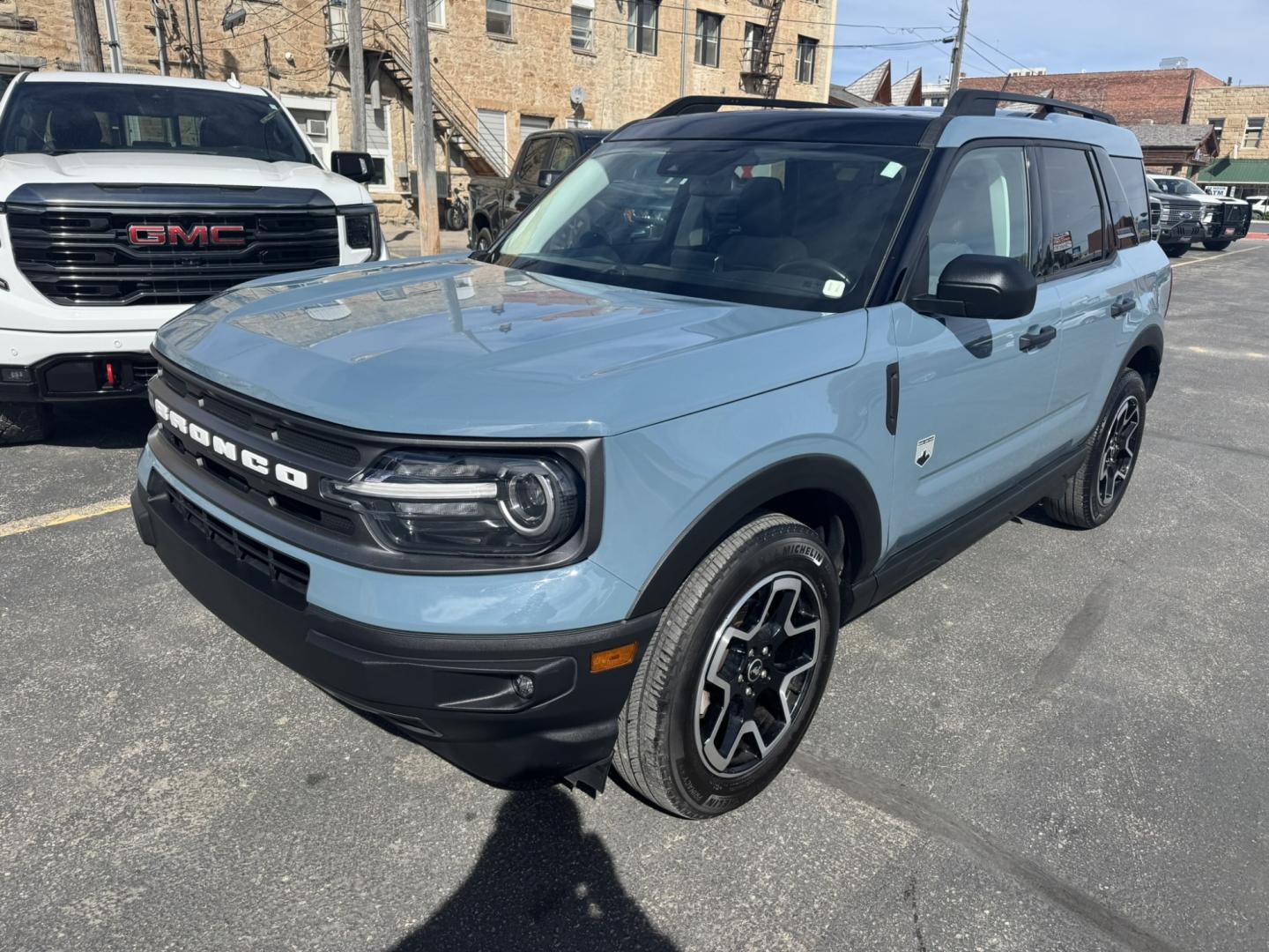 2021 Blue /Grey Ford Bronco Sport Big Bend (3FMCR9B64MR) with an 1.5L L3 engine, 8A transmission, located at 116 5th Avenue South, Lewistown, MT, 59457, 47.063877, -109.427879 - 2021 Ford Bronco Sport Big Bend — if you're looking for a compact SUV with great style, all-weather capability and plenty of personality, this Bronco Sport deserves a look. The Big Bend gives you the rugged Bronco look while still being easy to drive, comfortable and practical for everyday use. T- Photo#5