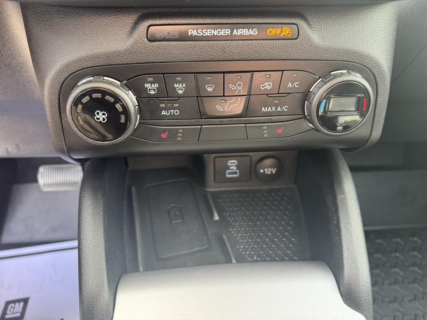 2021 Blue /Grey Ford Bronco Sport Big Bend (3FMCR9B64MR) with an 1.5L L3 engine, 8A transmission, located at 116 5th Avenue South, Lewistown, MT, 59457, 47.063877, -109.427879 - 2021 Ford Bronco Sport Big Bend — if you're looking for a compact SUV with great style, all-weather capability and plenty of personality, this Bronco Sport deserves a look. The Big Bend gives you the rugged Bronco look while still being easy to drive, comfortable and practical for everyday use. T- Photo#18