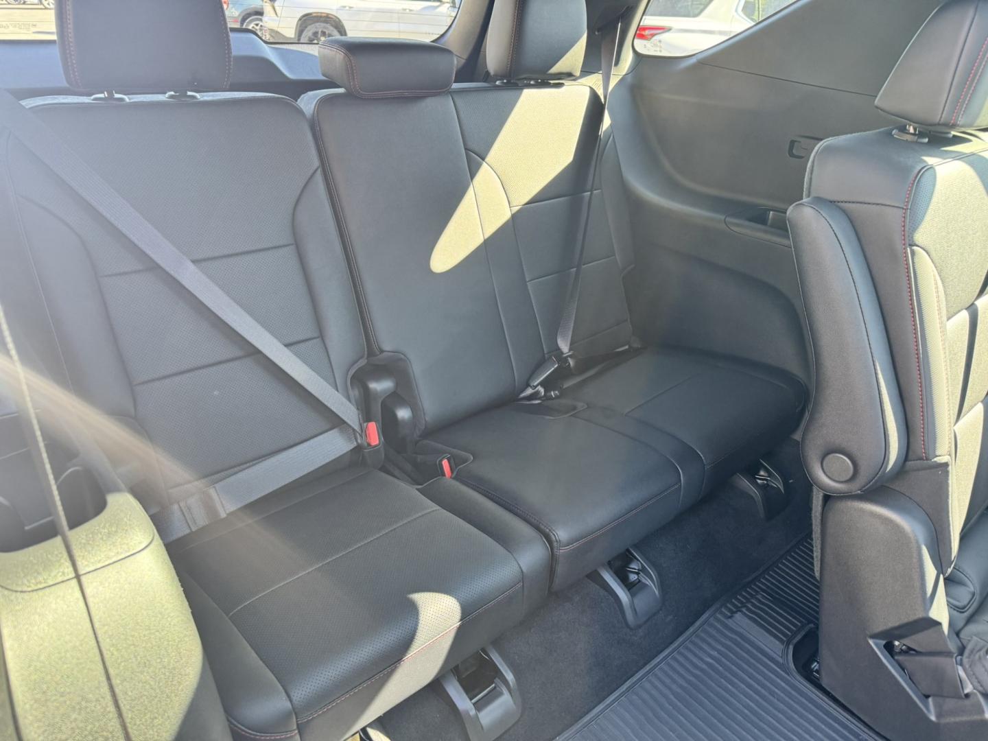 2026 Grey /Black Chevrolet Traverse Z71 (1GNEVJKS1TJ) , located at 116 5th Avenue South, Lewistown, MT, 59457, 47.063877, -109.427879 - Check out this sharp 2026 Chevrolet Traverse Z71 AWD! With rugged Z71 styling, impressive turbocharged performance, and plenty of room for the whole family, this Traverse is ready for daily driving and weekend adventures alike. Powered by a 2.5L turbocharged engine paired with an 8-speed automatic t- Photo#11