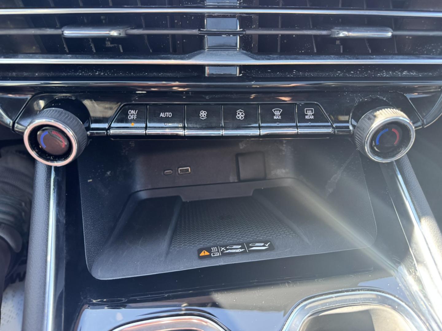 2026 Grey /Black Chevrolet Traverse Z71 (1GNEVJKS1TJ) , located at 116 5th Avenue South, Lewistown, MT, 59457, 47.063877, -109.427879 - Check out this sharp 2026 Chevrolet Traverse Z71 AWD! With rugged Z71 styling, impressive turbocharged performance, and plenty of room for the whole family, this Traverse is ready for daily driving and weekend adventures alike. Powered by a 2.5L turbocharged engine paired with an 8-speed automatic t- Photo#27