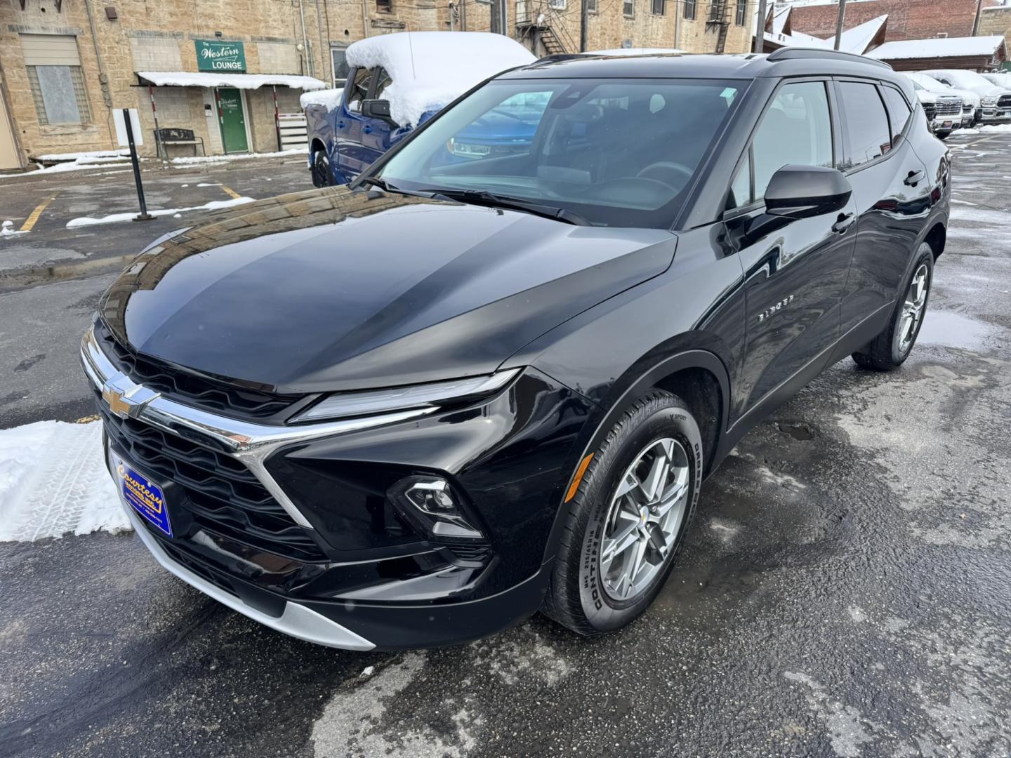 2025 Black /Grey Chevrolet Blazer 2LT AWD (3GNKBHR46SS) with an 2.0L L4 DOHC 16 TURBO engine, 9A transmission, located at 116 5th Avenue South, Lewistown, MT, 59457, 47.063877, -109.427879 - Check out this sharp 2025 Chevrolet Blazer 2LT AWD! With bold styling, sporty performance, and a comfortable, well-equipped interior, this Blazer is a great choice for anyone looking for a versatile SUV that stands out from the crowd. Powered by a 2.0L turbocharged engine paired with a 9-speed autom- Photo#6