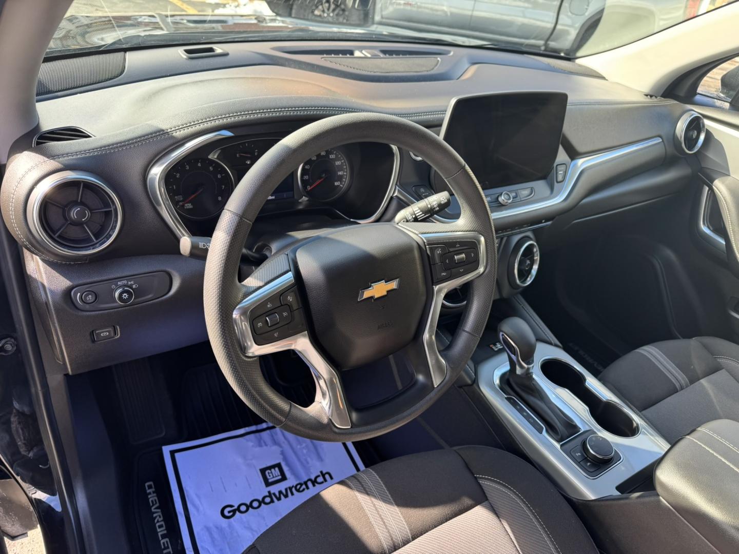 2025 Black /Grey Chevrolet Blazer 2LT AWD (3GNKBHR46SS) with an 2.0L L4 DOHC 16 TURBO engine, 9A transmission, located at 116 5th Avenue South, Lewistown, MT, 59457, 47.063877, -109.427879 - Check out this sharp 2025 Chevrolet Blazer 2LT AWD! With bold styling, sporty performance, and a comfortable, well-equipped interior, this Blazer is a great choice for anyone looking for a versatile SUV that stands out from the crowd. Powered by a 2.0L turbocharged engine paired with a 9-speed autom- Photo#14