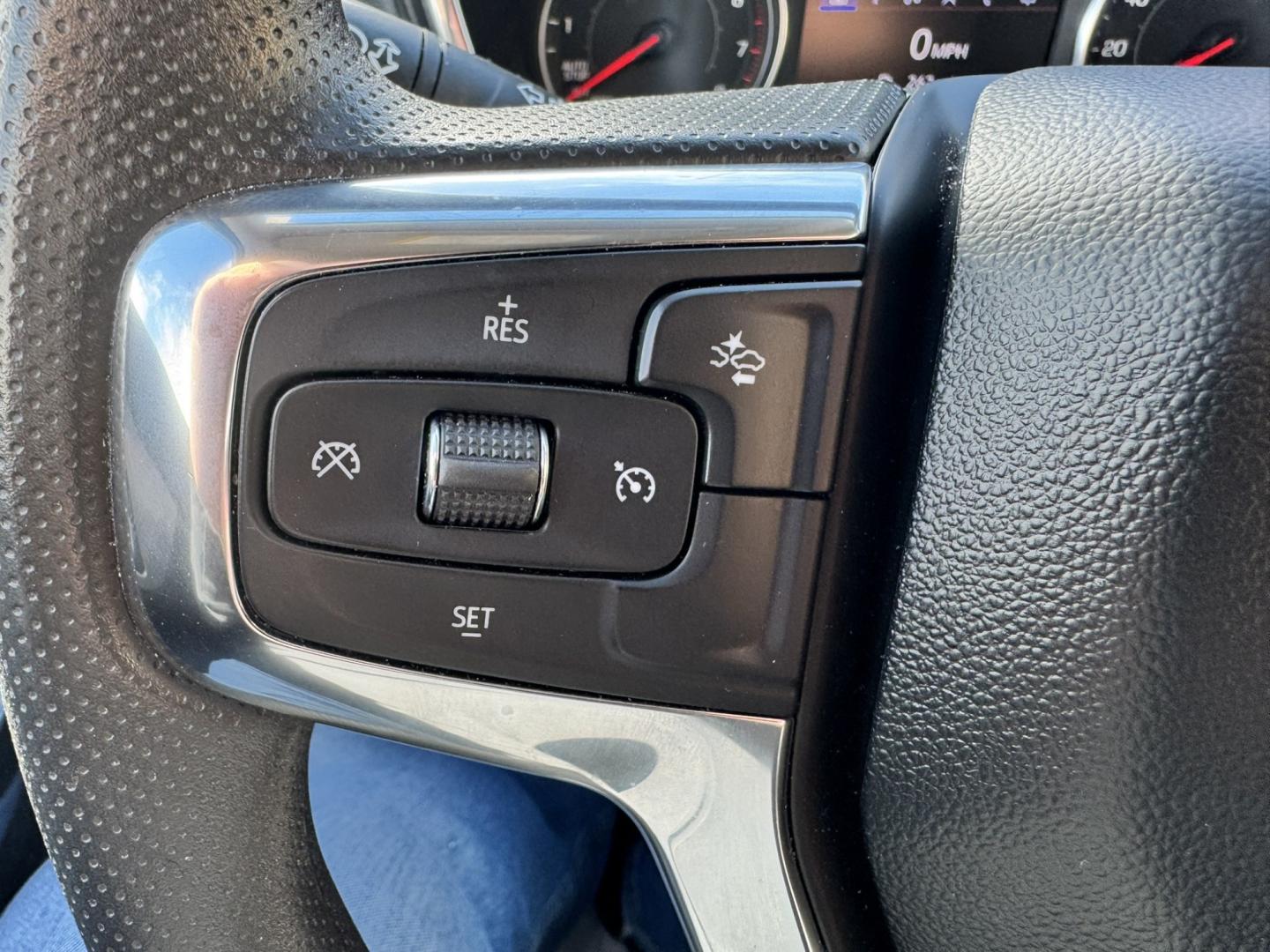 2025 Black /Grey Chevrolet Blazer 2LT AWD (3GNKBHR46SS) with an 2.0L L4 DOHC 16 TURBO engine, 9A transmission, located at 116 5th Avenue South, Lewistown, MT, 59457, 47.063877, -109.427879 - Check out this sharp 2025 Chevrolet Blazer 2LT AWD! With bold styling, sporty performance, and a comfortable, well-equipped interior, this Blazer is a great choice for anyone looking for a versatile SUV that stands out from the crowd. Powered by a 2.0L turbocharged engine paired with a 9-speed autom- Photo#15