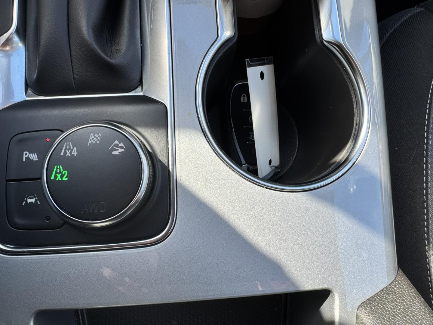 2025 Black /Grey Chevrolet Blazer 2LT AWD (3GNKBHR46SS) with an 2.0L L4 DOHC 16 TURBO engine, 9A transmission, located at 116 5th Avenue South, Lewistown, MT, 59457, 47.063877, -109.427879 - Check out this sharp 2025 Chevrolet Blazer 2LT AWD! With bold styling, sporty performance, and a comfortable, well-equipped interior, this Blazer is a great choice for anyone looking for a versatile SUV that stands out from the crowd. Powered by a 2.0L turbocharged engine paired with a 9-speed autom- Photo#21