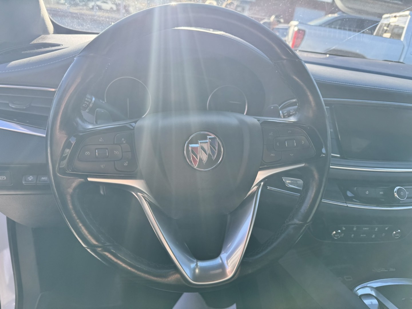 2022 WHITE /Grey Buick Enclave Premium AWD (5GAEVBKW7NJ) with an 3.6L V6 DOHC 24V engine, 9A transmission, located at 116 5th Avenue South, Lewistown, MT, 59457, 47.063877, -109.427879 - **2022 Buick Enclave Premium AWD** Experience refined comfort and confident capability in this 2022 Buick Enclave Premium AWD. Powered by a smooth 3.6L V6 engine producing **310 horsepower** and **266 lb-ft of torque**, paired with a 9-speed automatic transmission and all-wheel drive, it delivers q- Photo#19