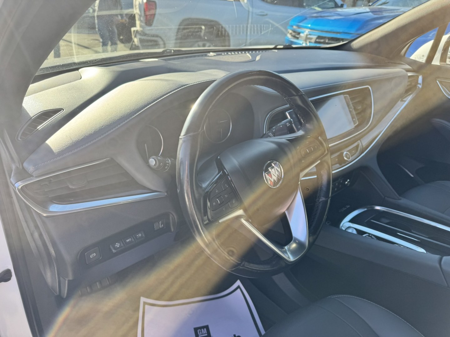 2022 WHITE /Grey Buick Enclave Premium AWD (5GAEVBKW7NJ) with an 3.6L V6 DOHC 24V engine, 9A transmission, located at 116 5th Avenue South, Lewistown, MT, 59457, 47.063877, -109.427879 - **2022 Buick Enclave Premium AWD** Experience refined comfort and confident capability in this 2022 Buick Enclave Premium AWD. Powered by a smooth 3.6L V6 engine producing **310 horsepower** and **266 lb-ft of torque**, paired with a 9-speed automatic transmission and all-wheel drive, it delivers q- Photo#20