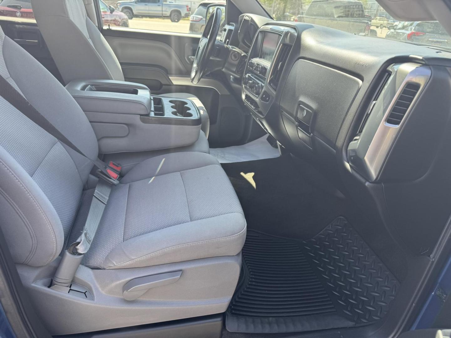 2016 BLUE /Grey Chevrolet Silverado 1500 LT Crew Cab 4WD (3GCUKRECXGG) with an 5.3L V8 OHV 16V engine, 6A transmission, located at 116 5th Avenue South, Lewistown, MT, 59457, 47.063877, -109.427879 - Clean Car Fax on this 2016 Chevrolet Silverado LT Crew Cab 4WD! Power driver seat, heated front seats, Navigation, Keyless Entry, remote start, tow package, heated exterior mirrors, ALL STAR EDITION * TRAILERING EQUIPMENT PKG INCL AUTO LOCKING REAR DIFFERENTIAL * PWR SEAT ADJUSTER, DRIVER * LED FRO - Photo#7